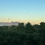 Apto Retro No Coracao Da Gloria Estacionamento